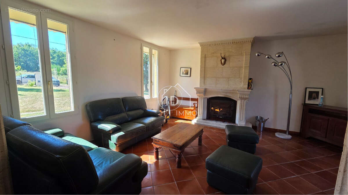 Maison à VILLEFRANCHE-DE-LONCHAT