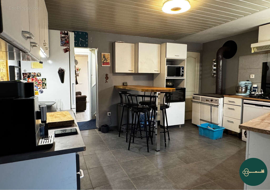 Maison à CHOLOY-MENILLOT