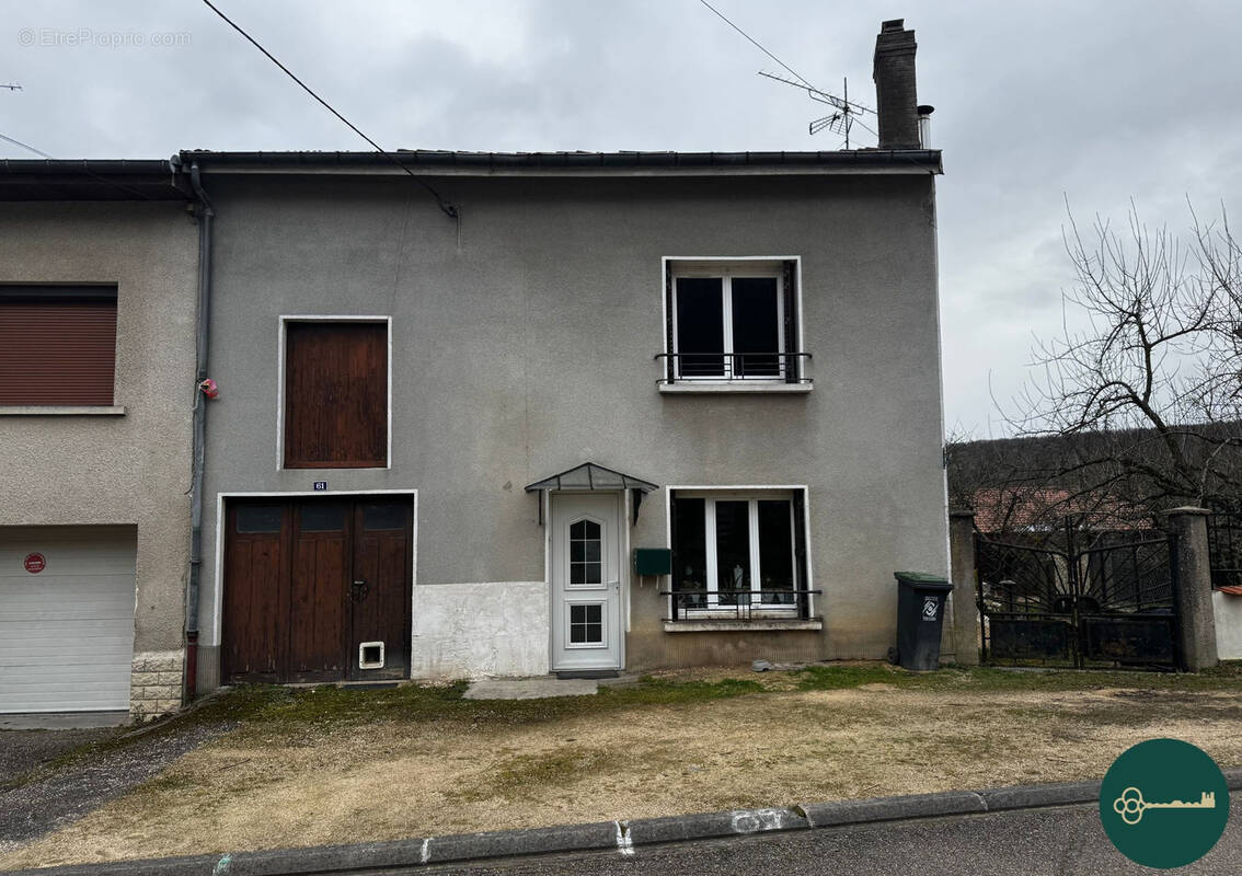 Maison à CHOLOY-MENILLOT