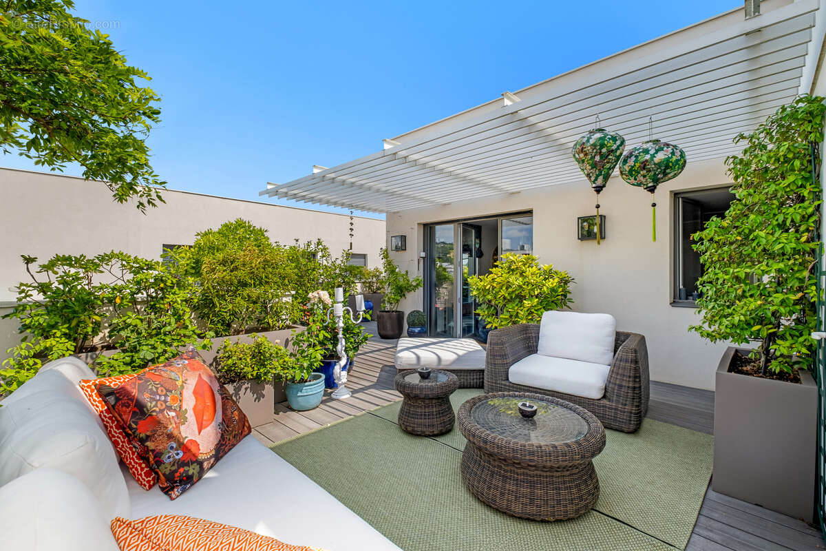 Appartement à LYON-9E