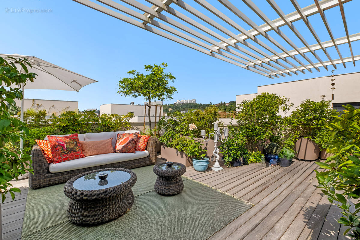 Appartement à LYON-9E