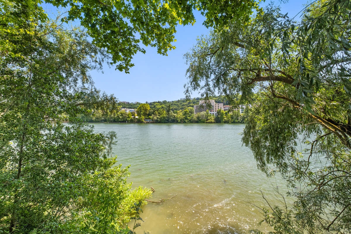 Appartement à LYON-9E