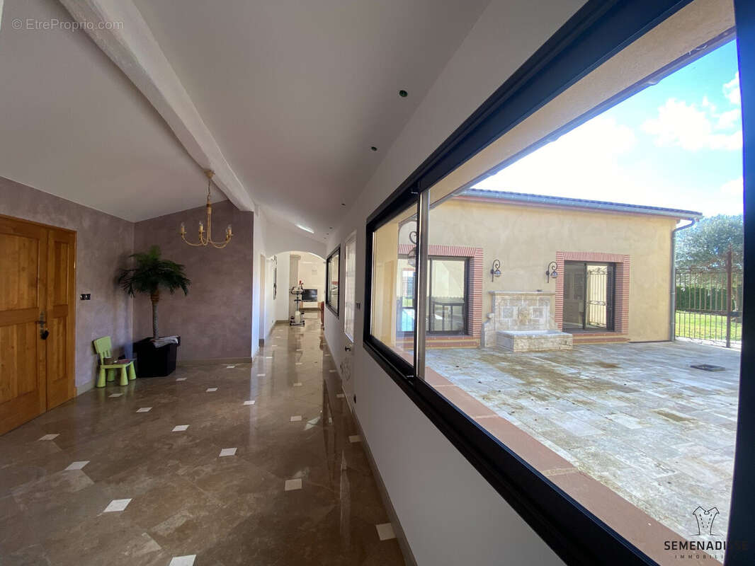 Maison à MONTESQUIEU-VOLVESTRE