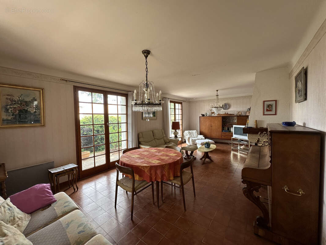 Maison à LA FARLEDE