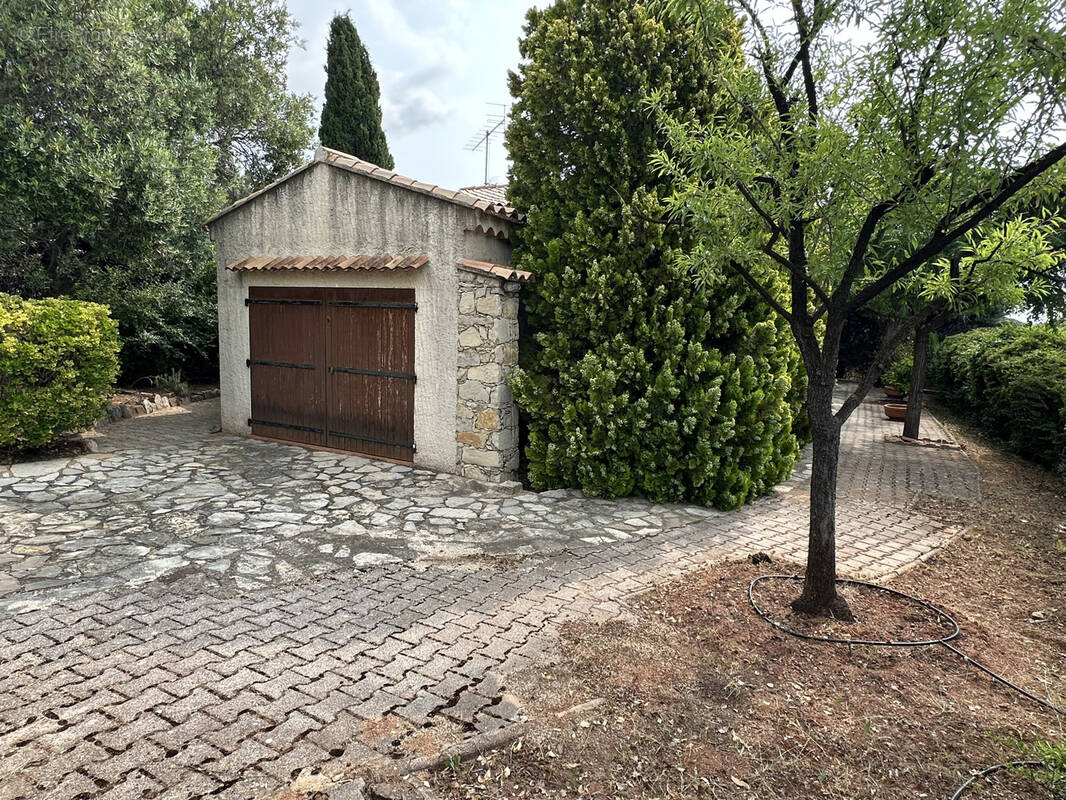 Maison à LA FARLEDE