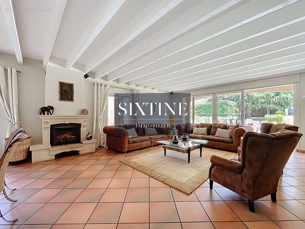 Maison à COLOMBIER-SAUGNIEU