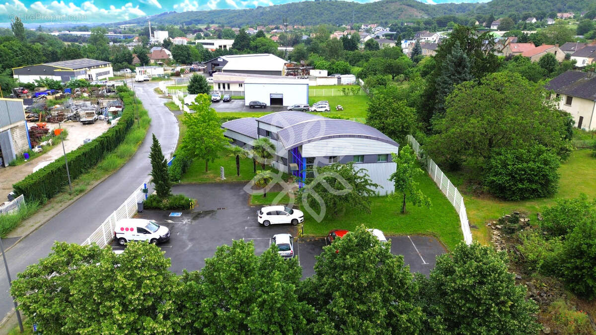 Commerce à DESERTINES