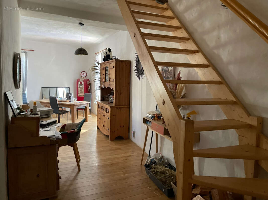 Maison à PORTES-EN-VALDAINE