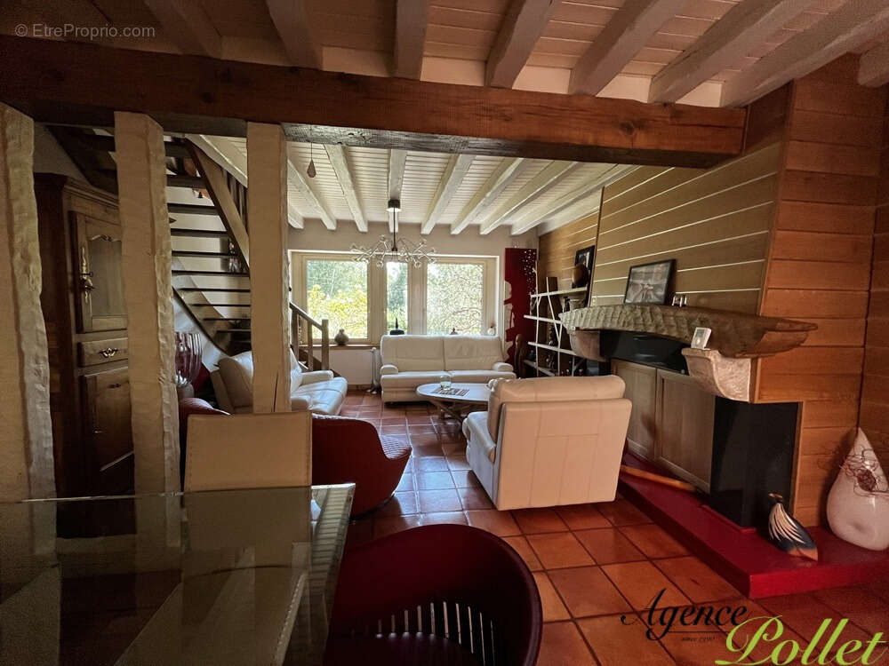 Maison à AUBIGNY-SUR-NERE