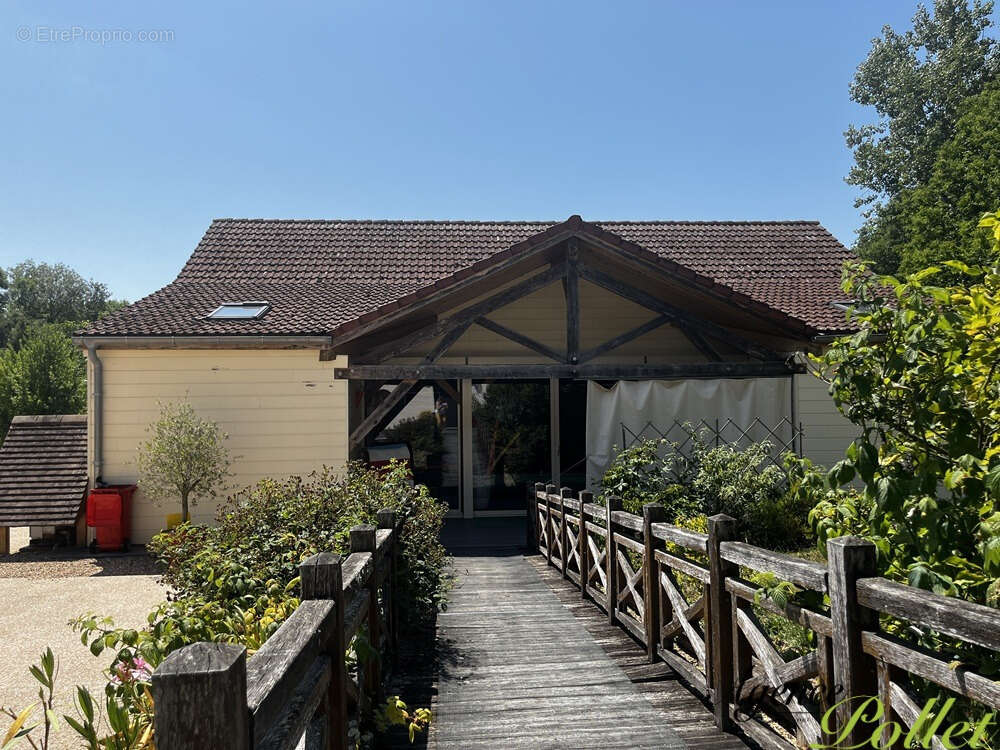 Maison à AUBIGNY-SUR-NERE