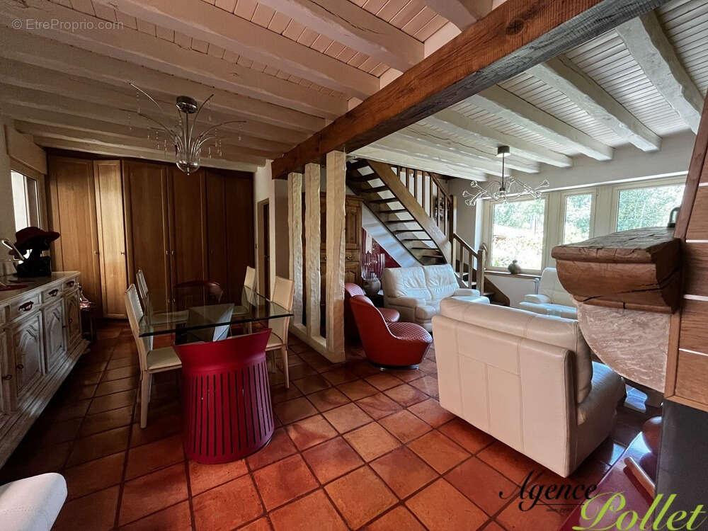 Maison à AUBIGNY-SUR-NERE