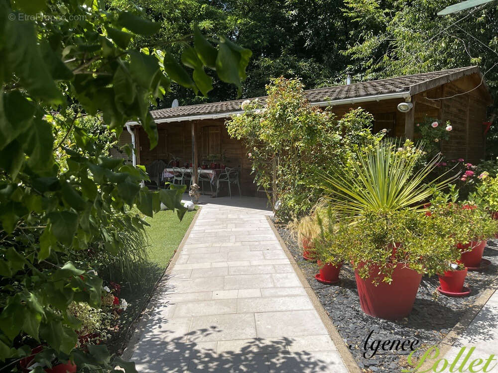 Maison à AUBIGNY-SUR-NERE