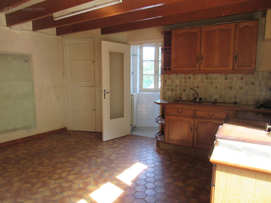 Maison à CHANTEMERLE-LES-BLES