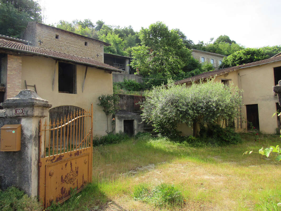 Maison à CHANTEMERLE-LES-BLES