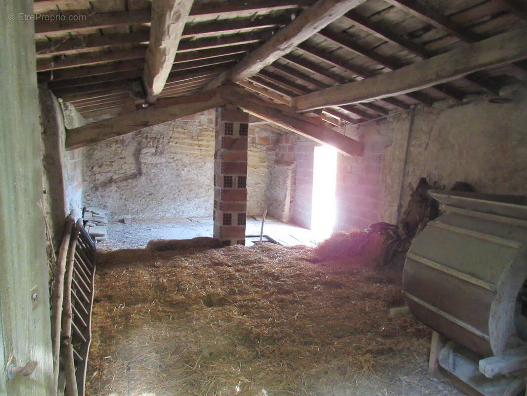 Maison à CHANTEMERLE-LES-BLES