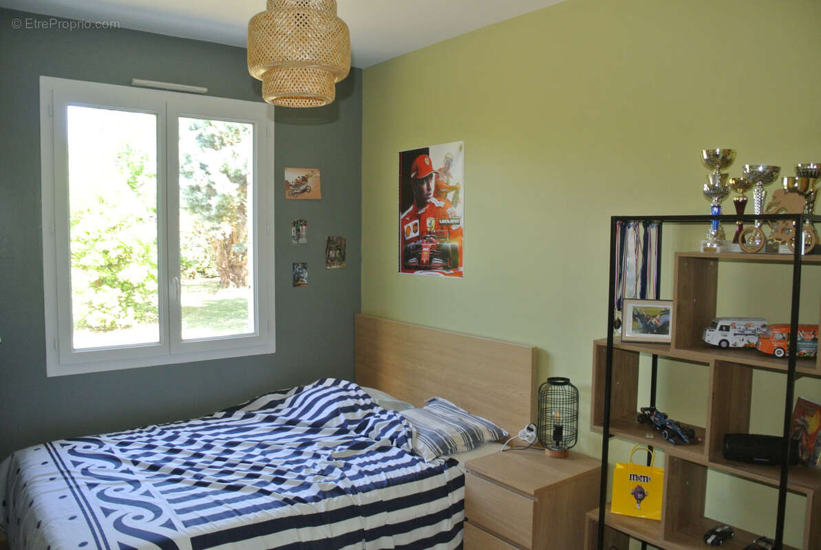 Maison à SAINTE-BAZEILLE