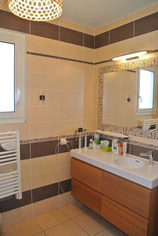 Maison à SAINTE-BAZEILLE