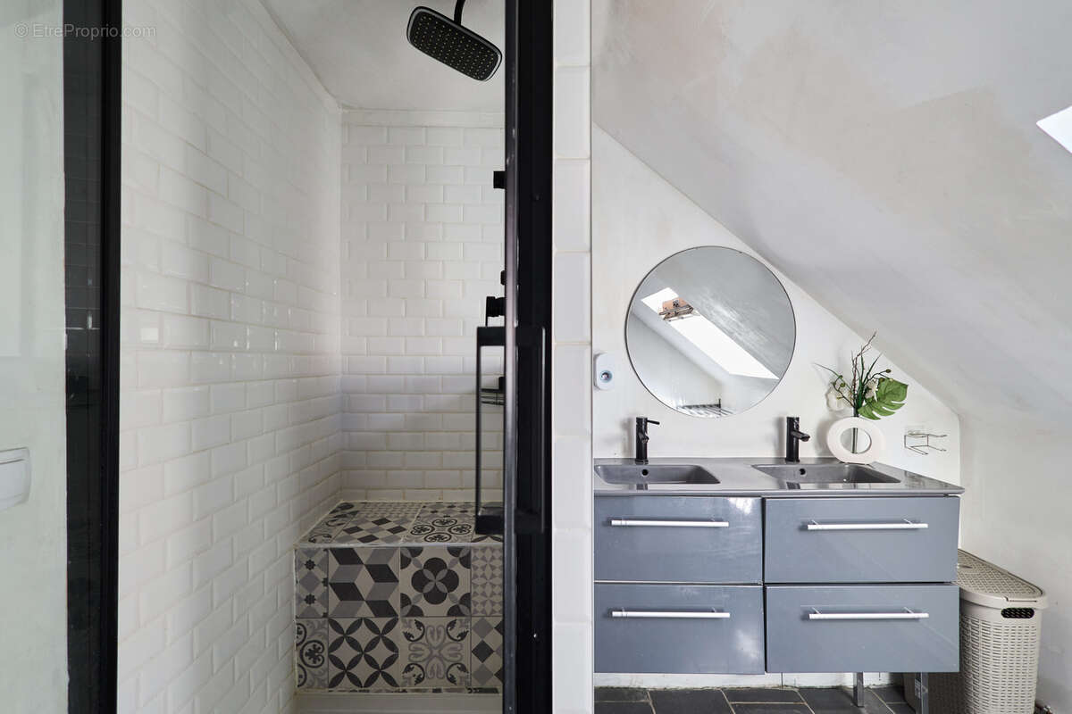 Appartement à MAGENTA