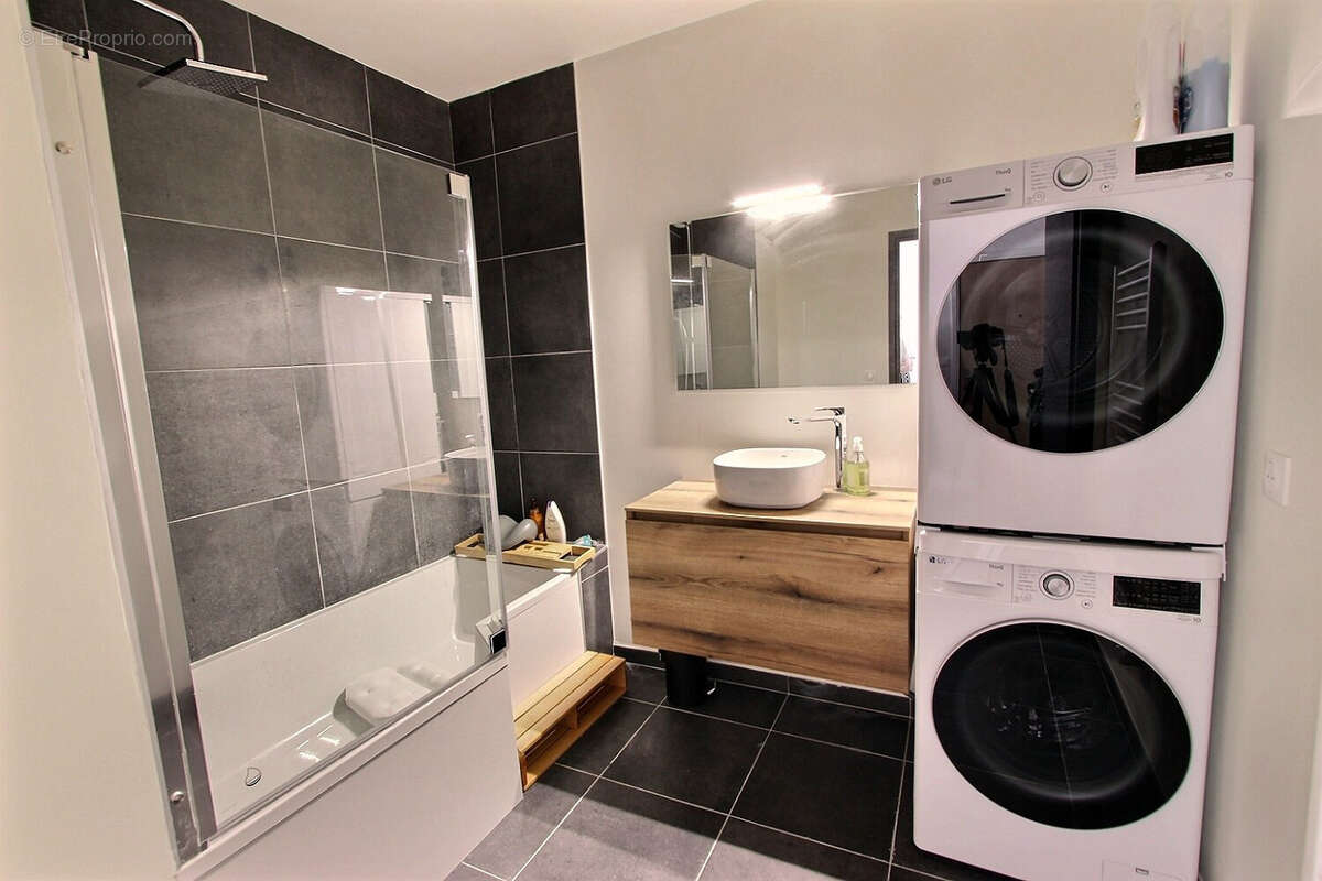 Appartement à QUINTAL