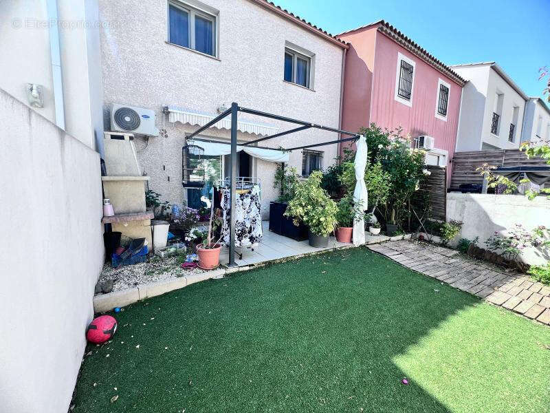 Maison à BEZIERS