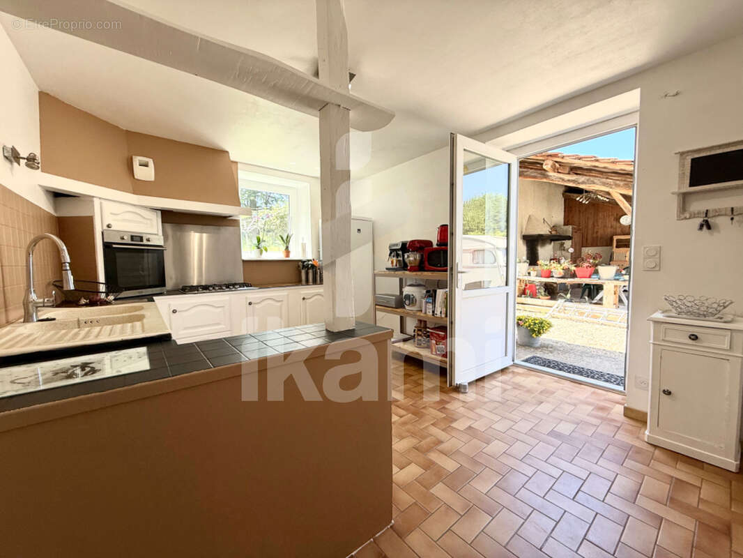 Maison à LENS-LESTANG