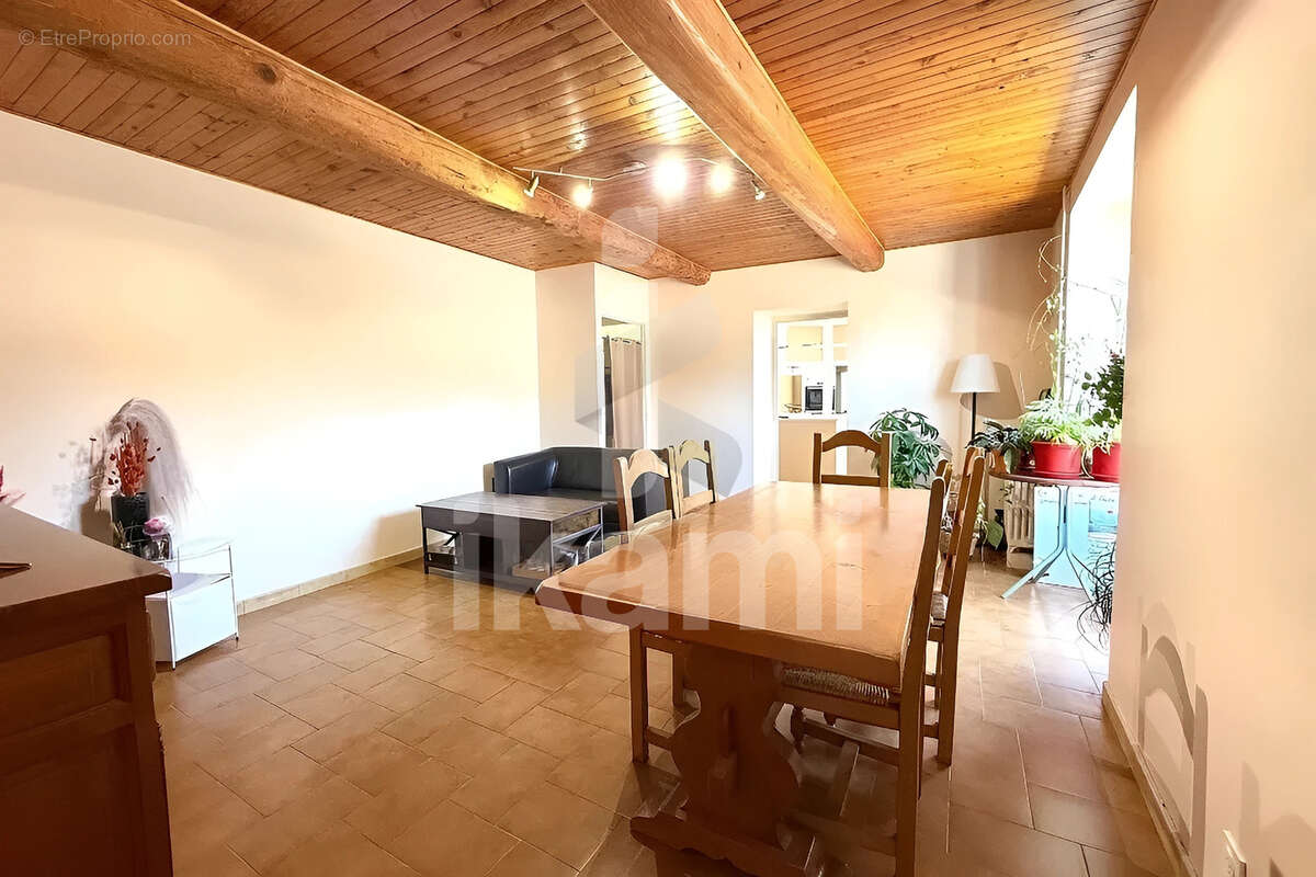 Maison à LENS-LESTANG