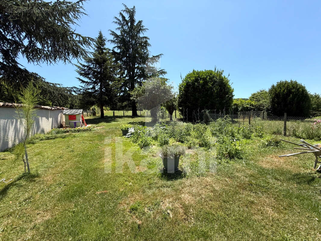 Maison à LENS-LESTANG