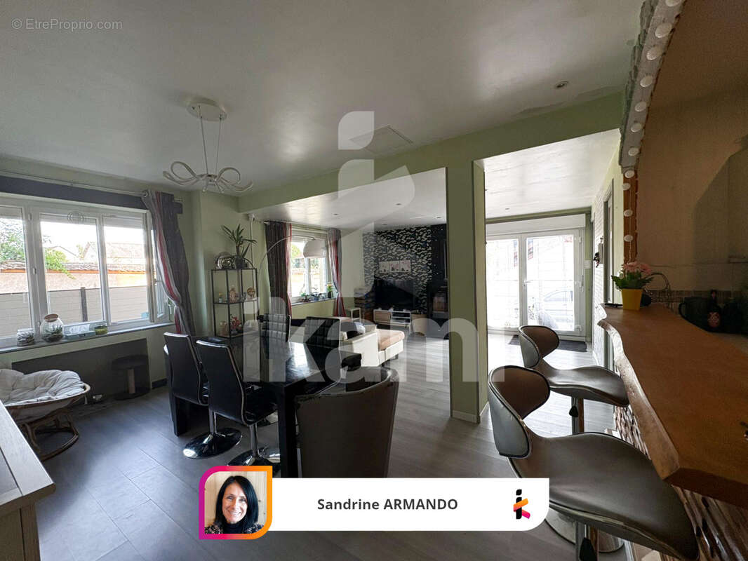 Maison à LES AVENIERES