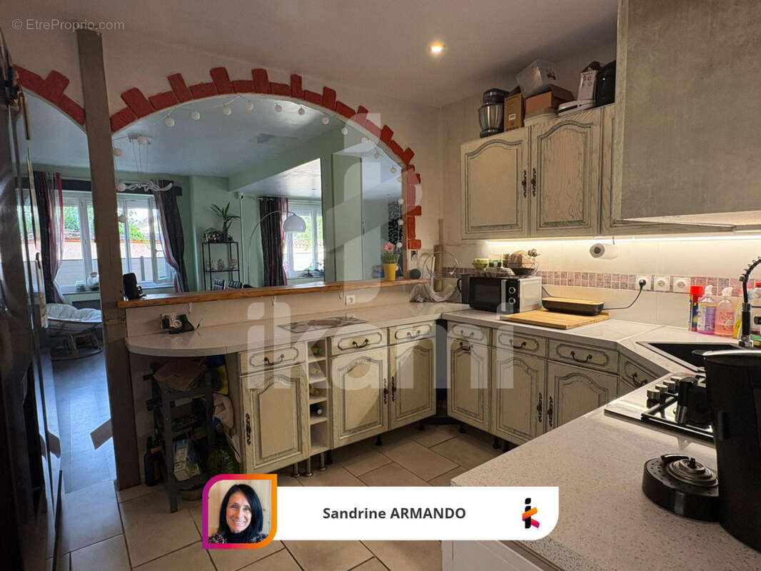 Maison à LES AVENIERES