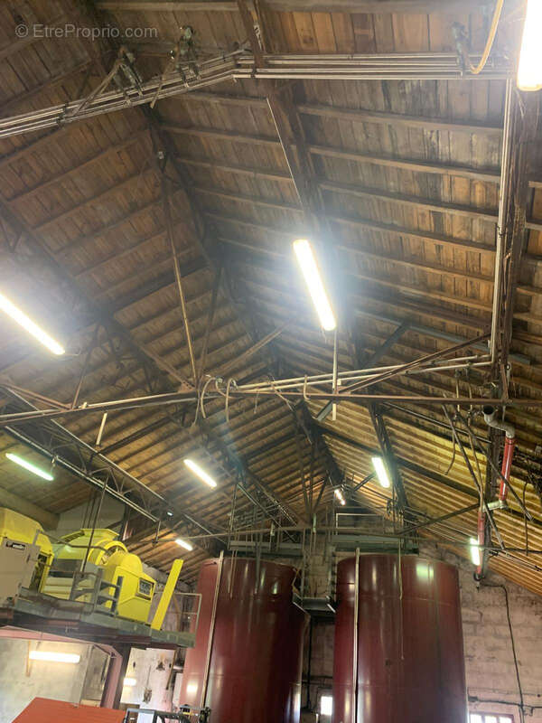 Parking à SAUVETERRE-DE-GUYENNE