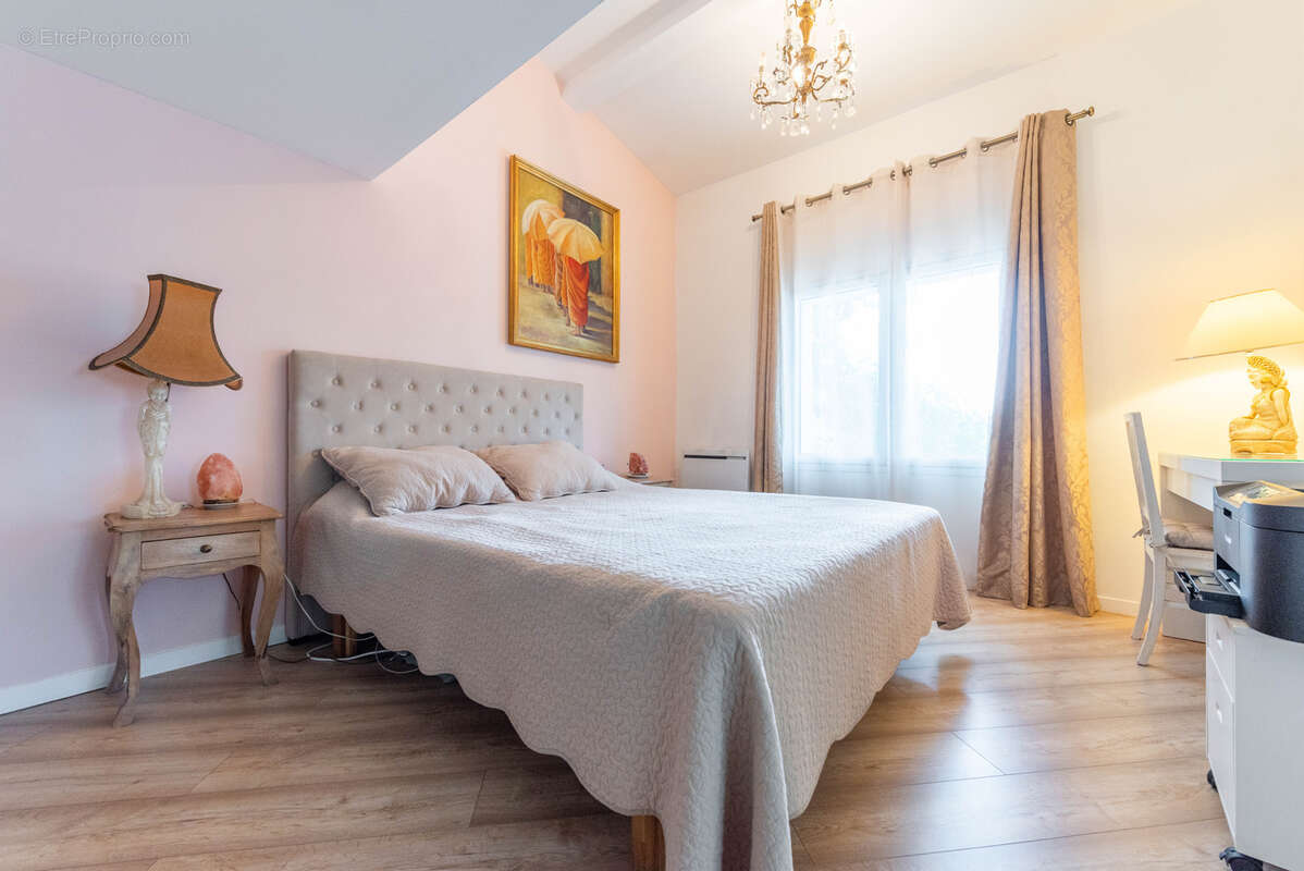 Maison à LA CADIERE-D&#039;AZUR