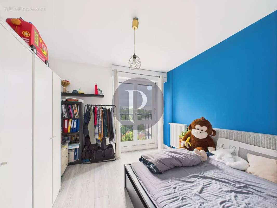 Appartement à LE PLESSIS-ROBINSON