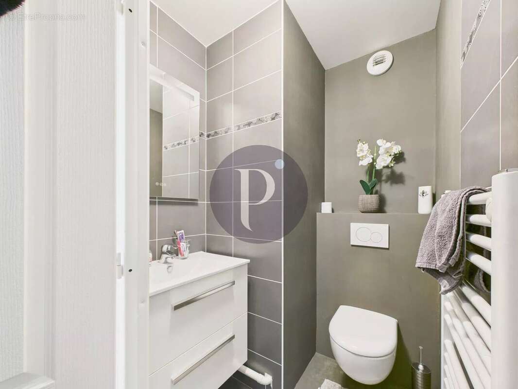 Appartement à LE PLESSIS-ROBINSON