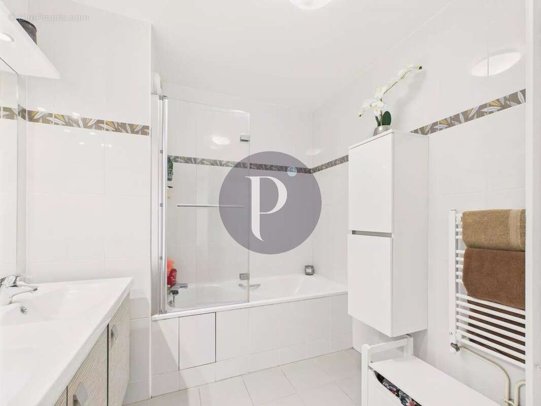 Appartement à LE PLESSIS-ROBINSON