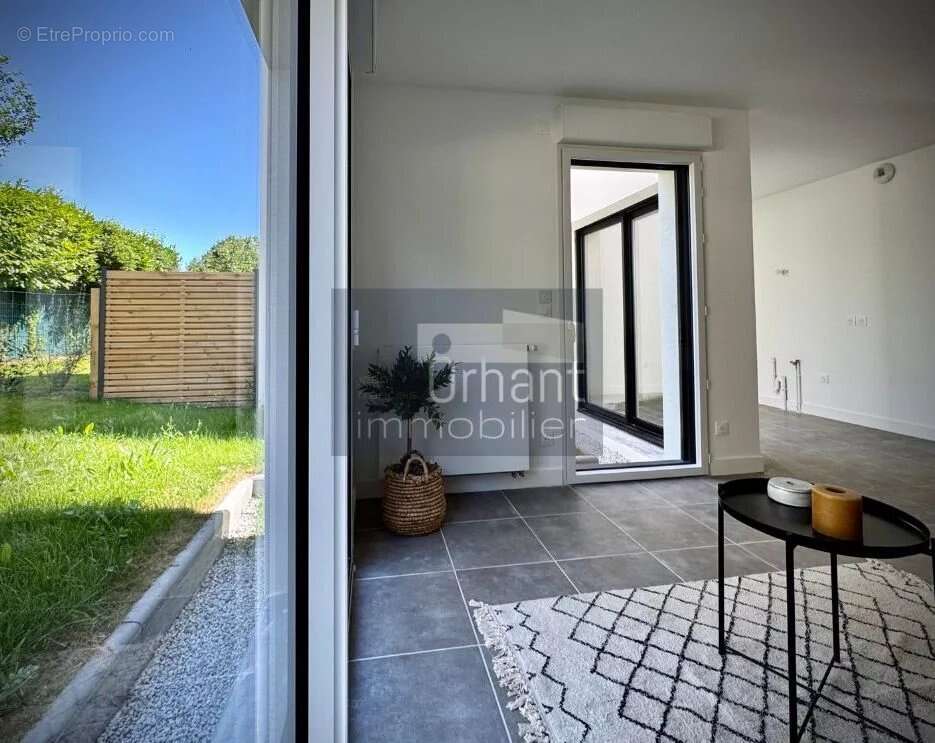 Maison à GRAND-CHAMP