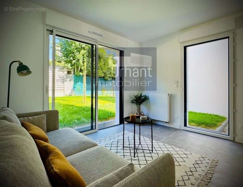 Maison à GRAND-CHAMP