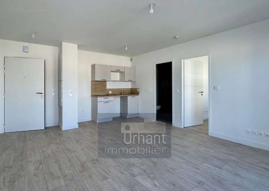 Appartement à GRAND-CHAMP