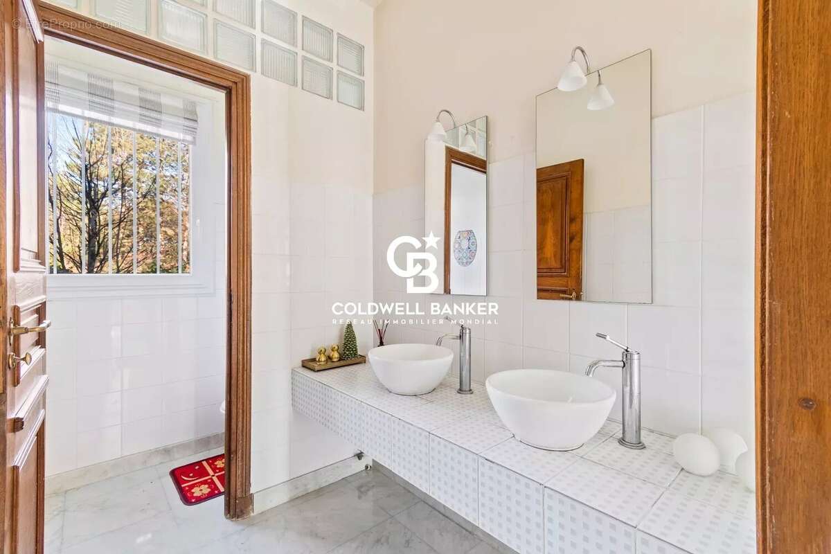 Maison à LE VESINET