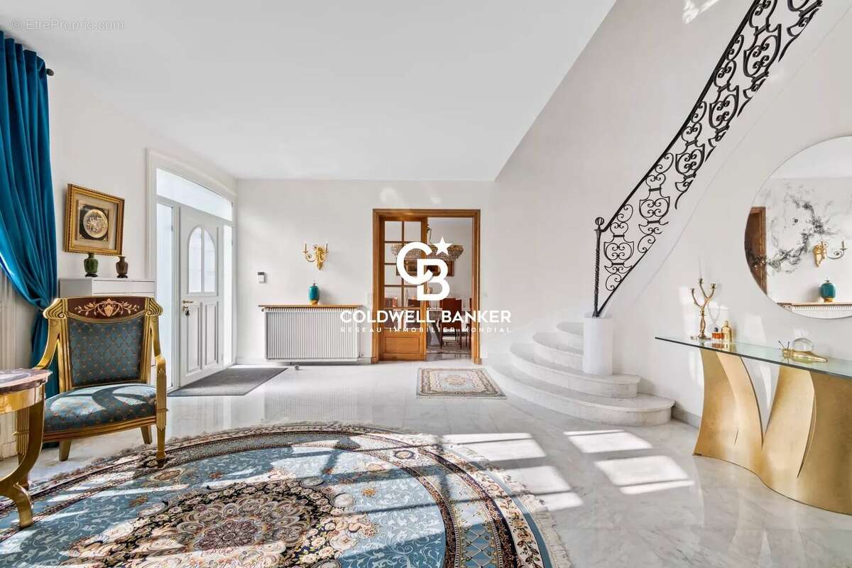 Maison à LE VESINET