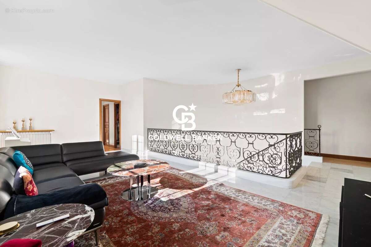 Maison à LE VESINET