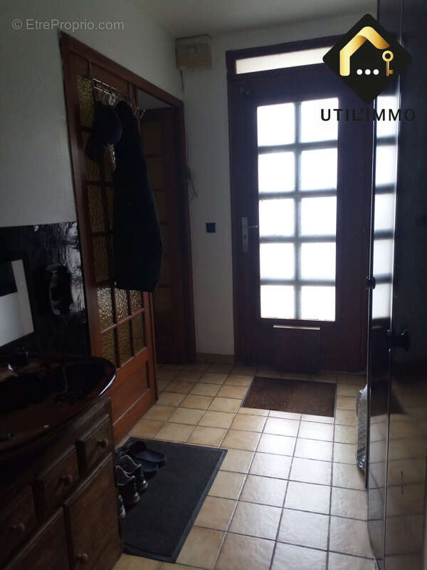 Entrée vue 1 - Maison à NEUVY-PAILLOUX