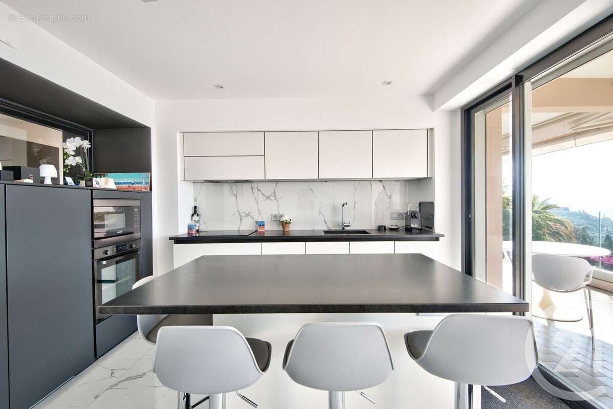 Appartement à VILLEFRANCHE-SUR-MER