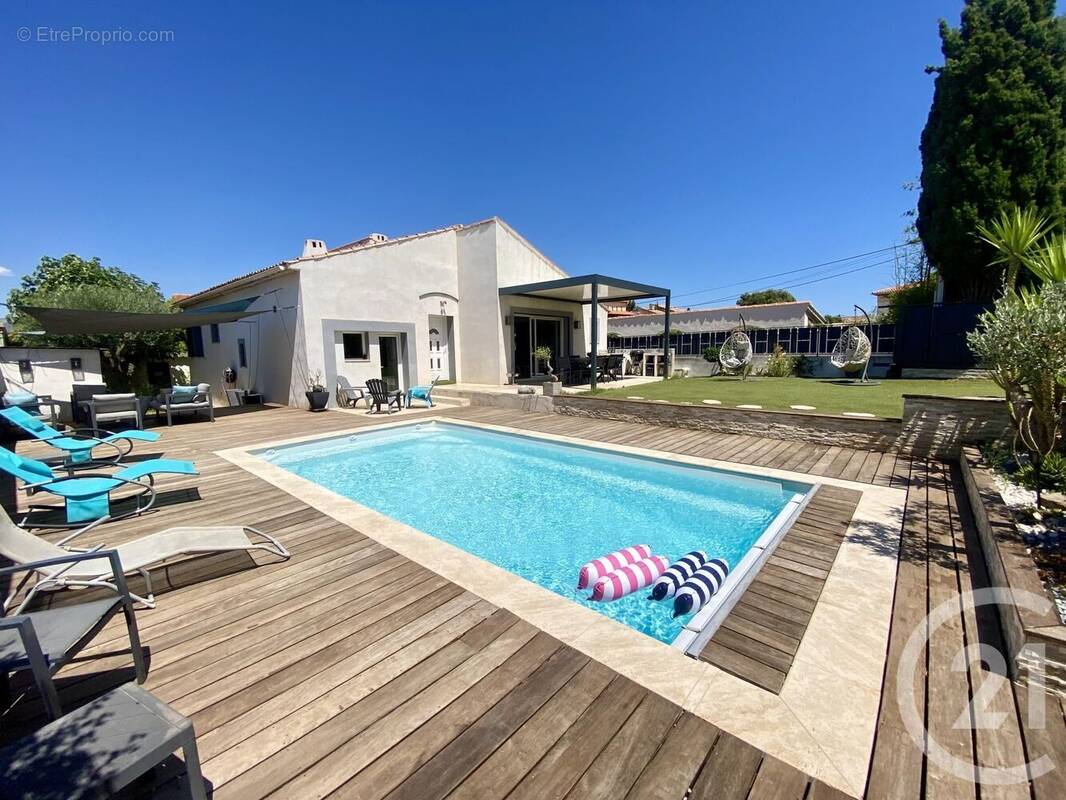 Maison à SIX-FOURS-LES-PLAGES