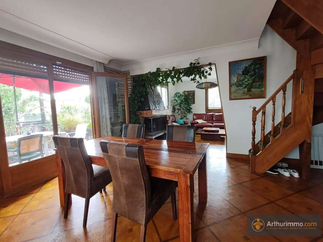 Maison à LIVRY-GARGAN