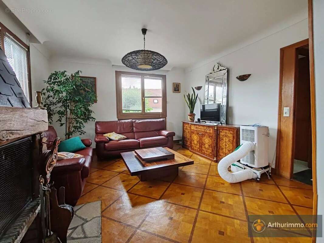 Maison à LIVRY-GARGAN