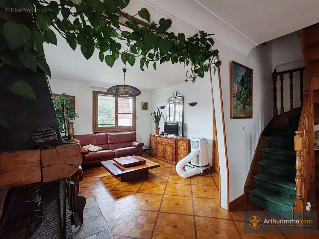 Maison à LIVRY-GARGAN