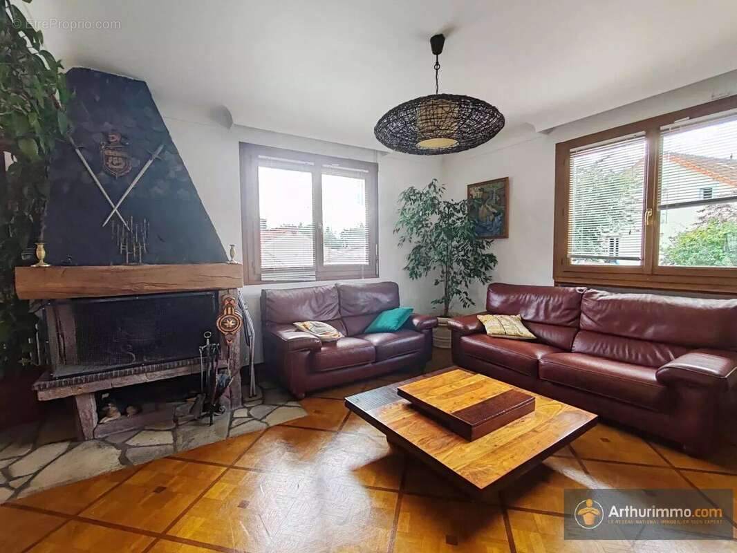 Maison à LIVRY-GARGAN