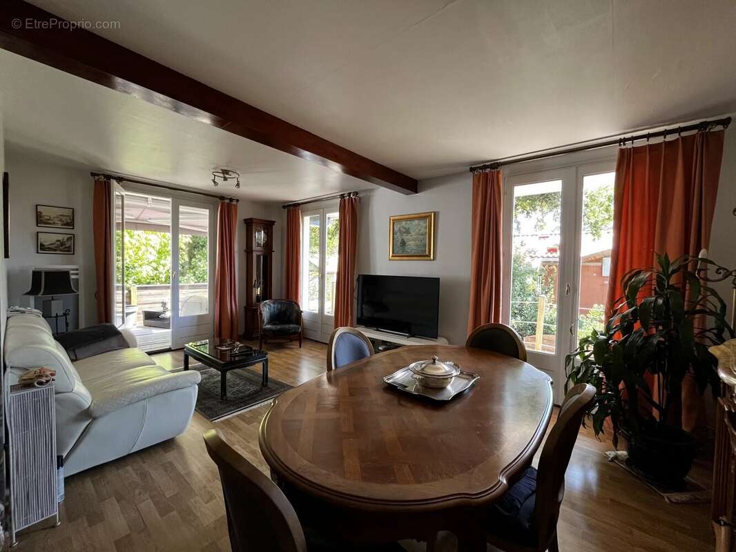 Maison à LE BOUSCAT