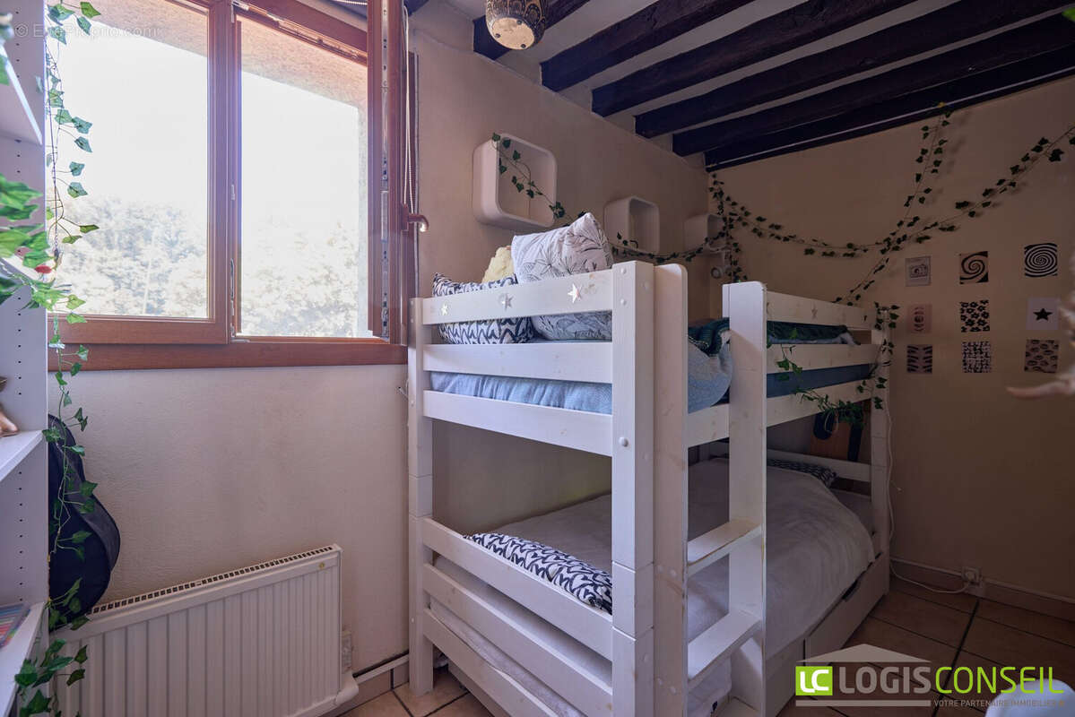 Appartement à LE PLESSIS-ROBINSON