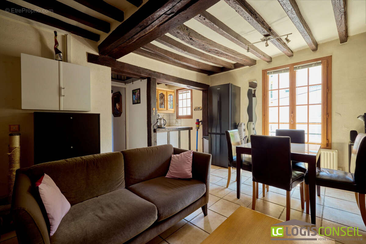 Appartement à LE PLESSIS-ROBINSON